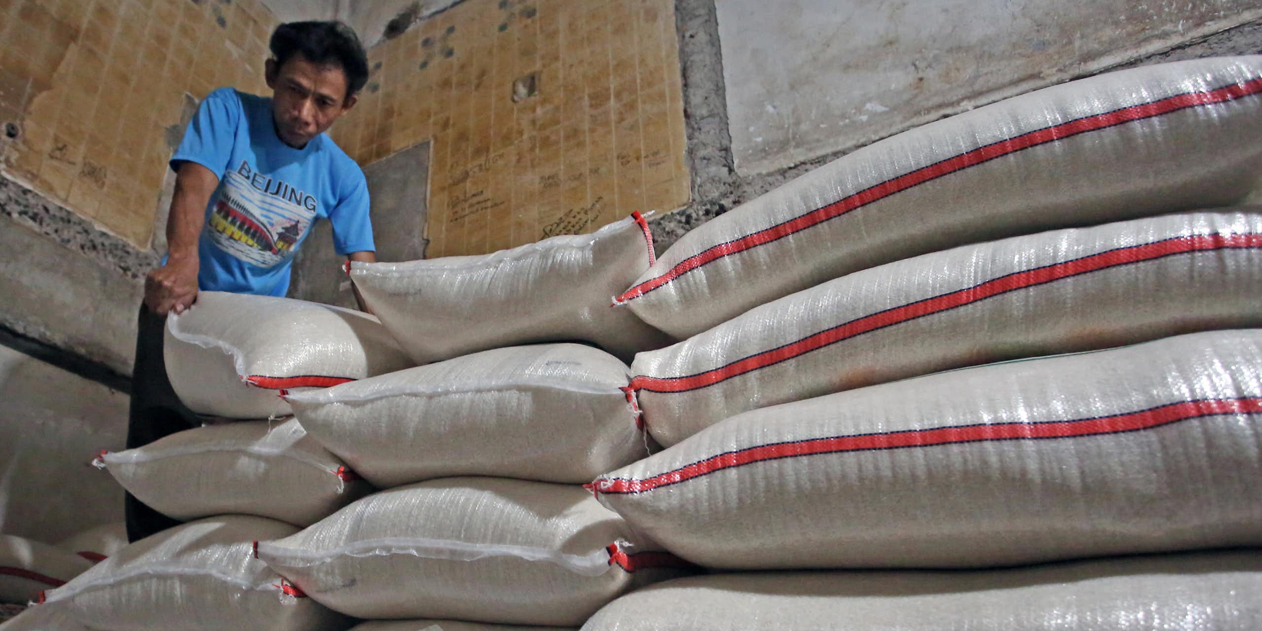 Cek Fakta: Jokowi klaim impor beras tidak sampai 5% dari total kebutuhan nasional. Benarkah?