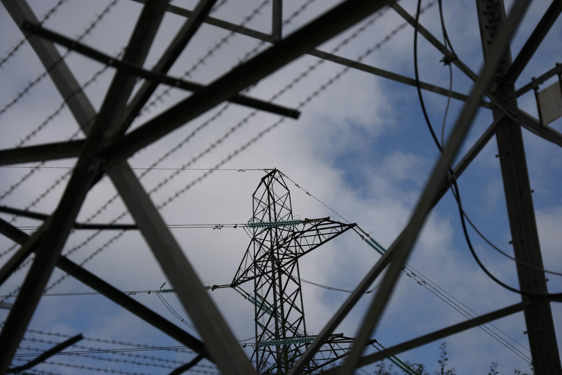 The UK’s power grid needs upgrading to reach net zero – our new study ...