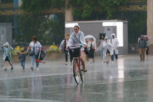 Bad weather, hills and the dark deter cyclists, particularly women. So what can we do about it?