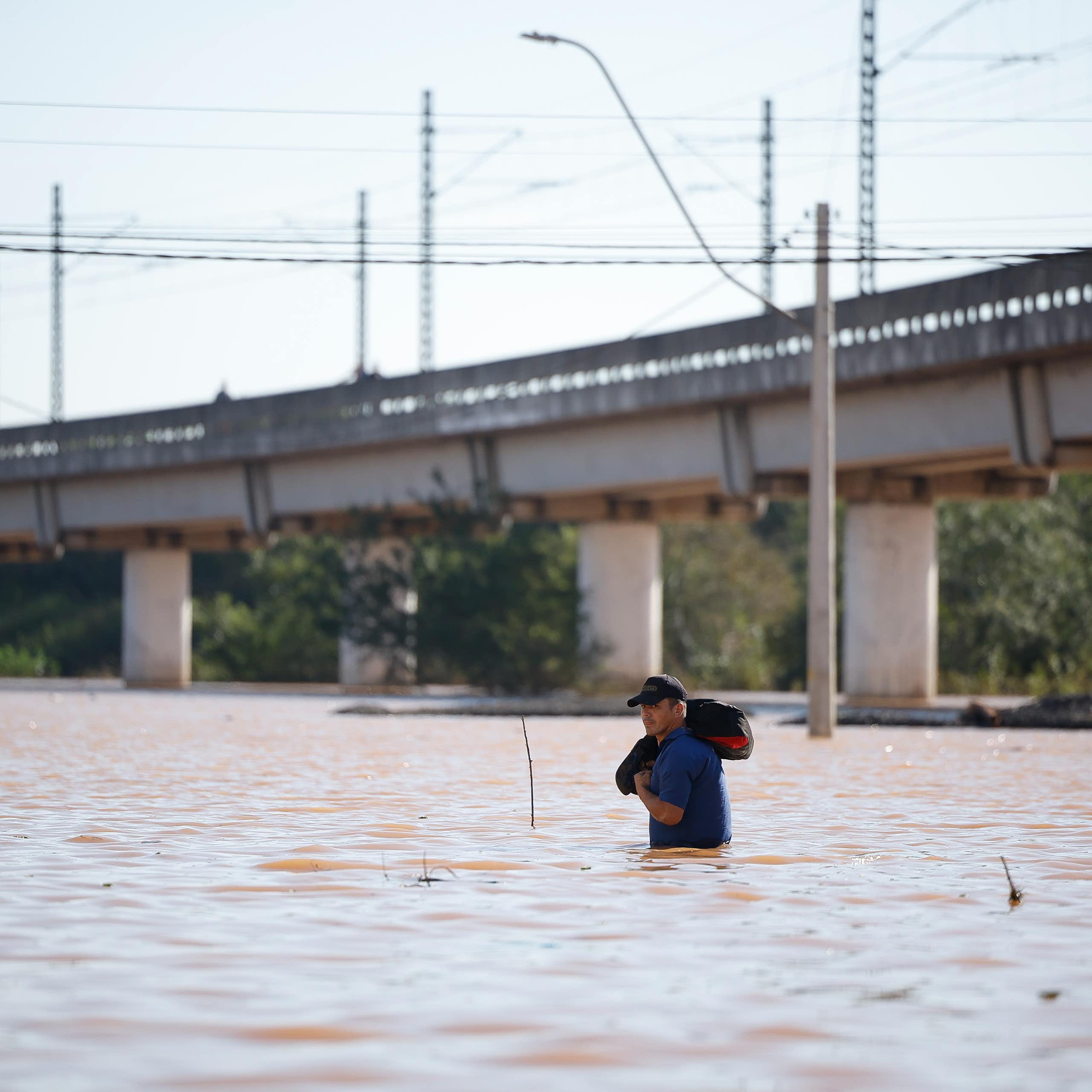 Tragédia no Rio Grande do Sul evidencia urgência de analisar impacto da ciência na formulação de políticas públicas