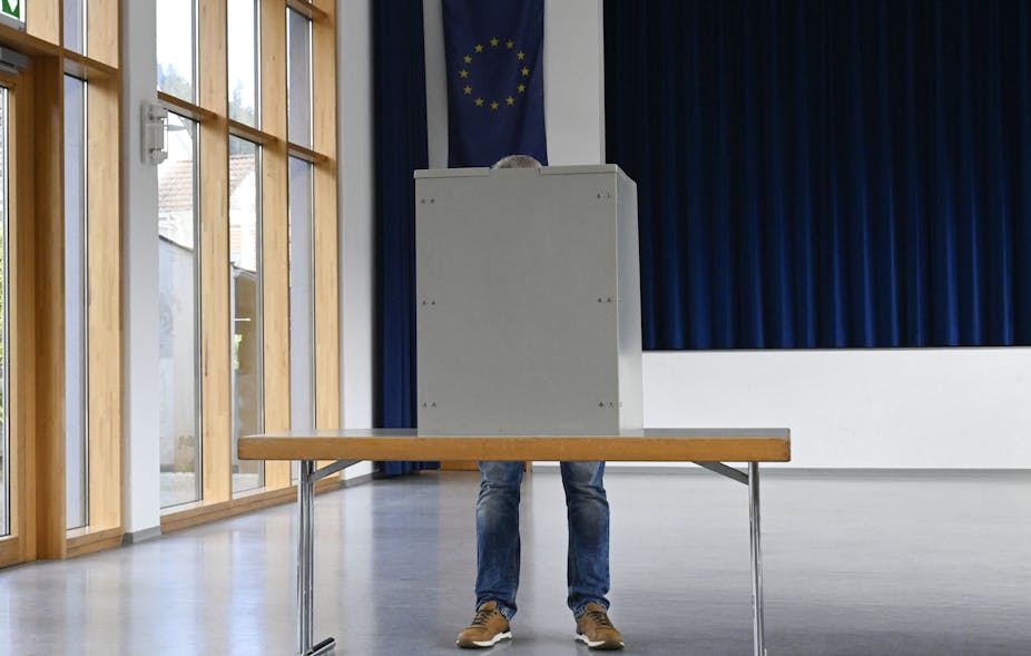 9 juin 2024, électeur à Gutach, Allemagne.  