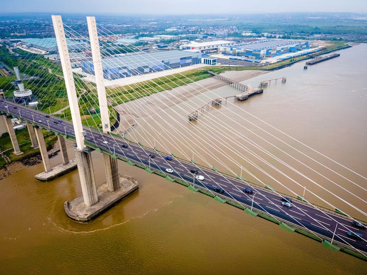 A suspension bridge over the Thames.