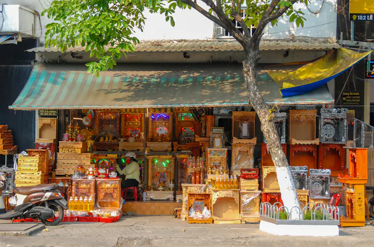 A full shop.