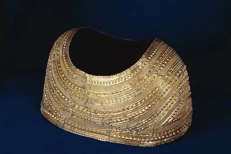 The Mold Gold Cape