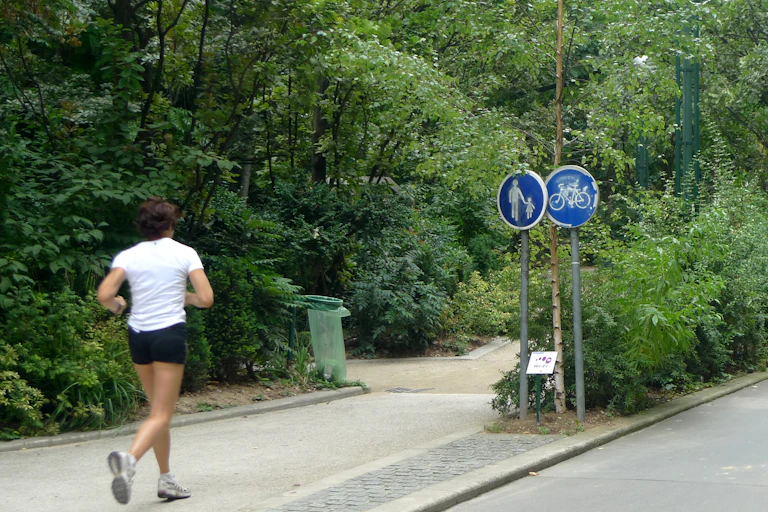 Une promenade plantée à Paris