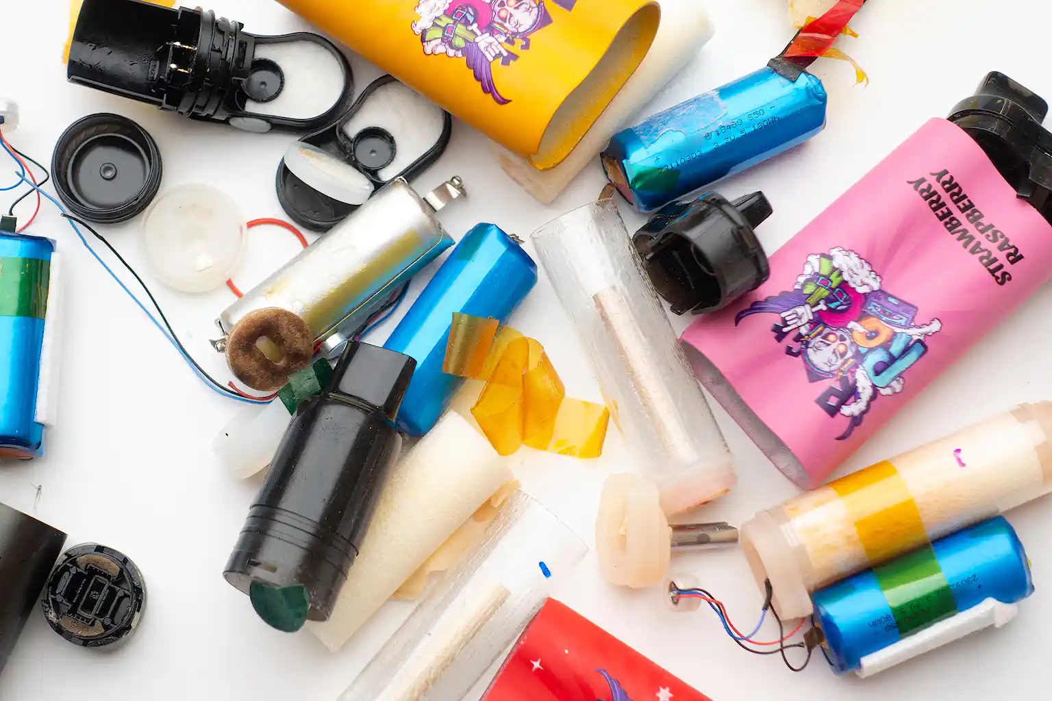 Hack Components Vape What’s really inside vapes? We pulled them apart to find out