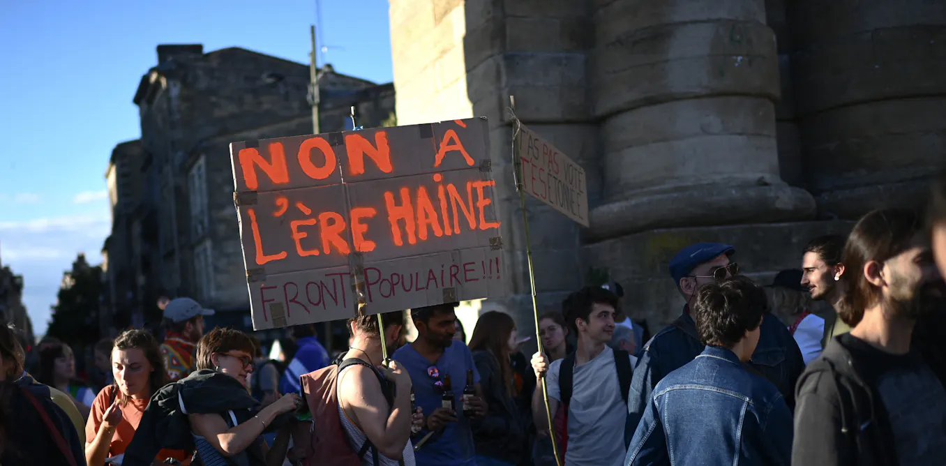 il n’y a pas d’équivalence entre extrême droite et extrême gauche il n’y a pas d’équivalence entre extrême droite et extrême gauche