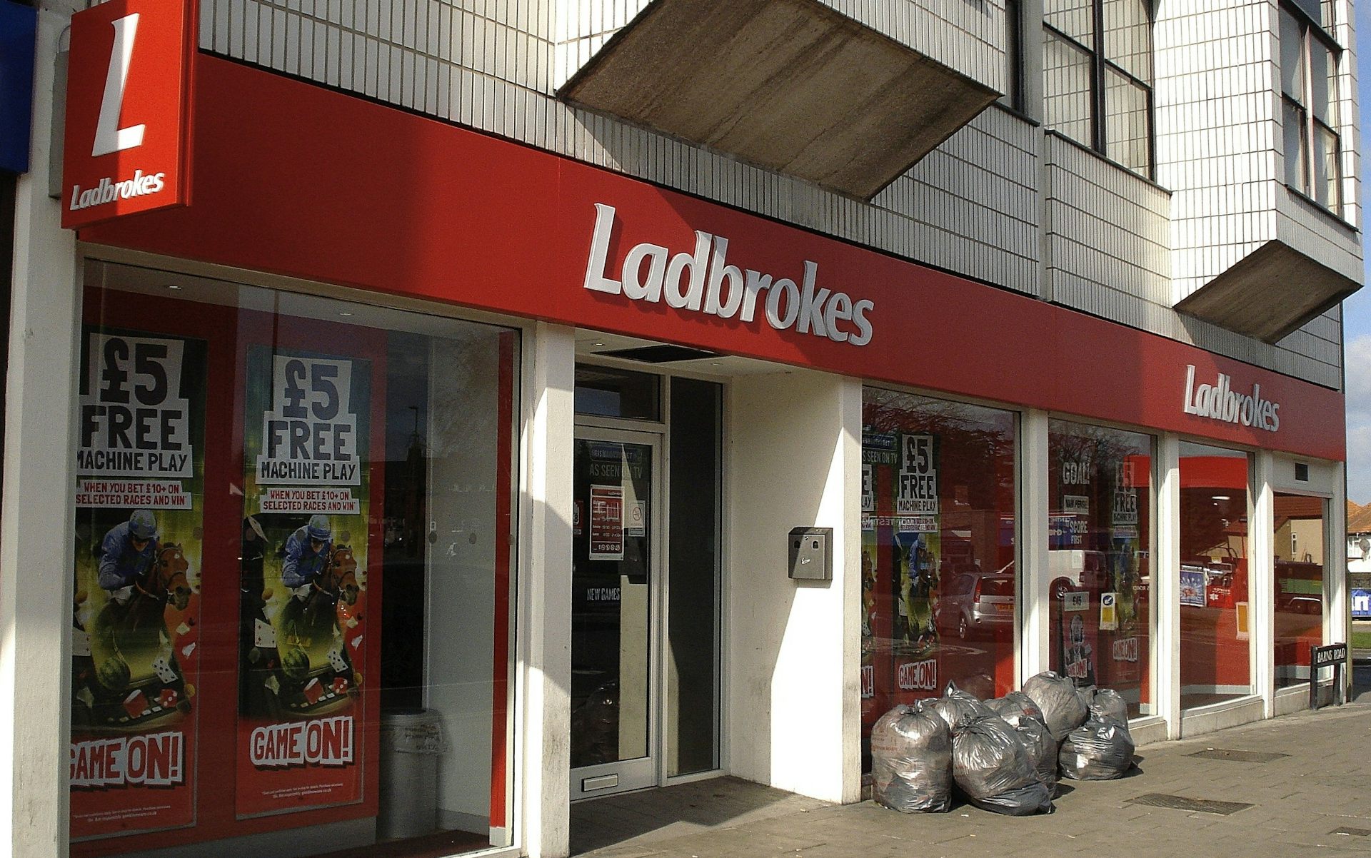 Ladbrokes uk website