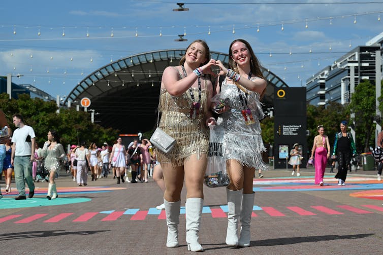 Two Swift fans in Sydney.