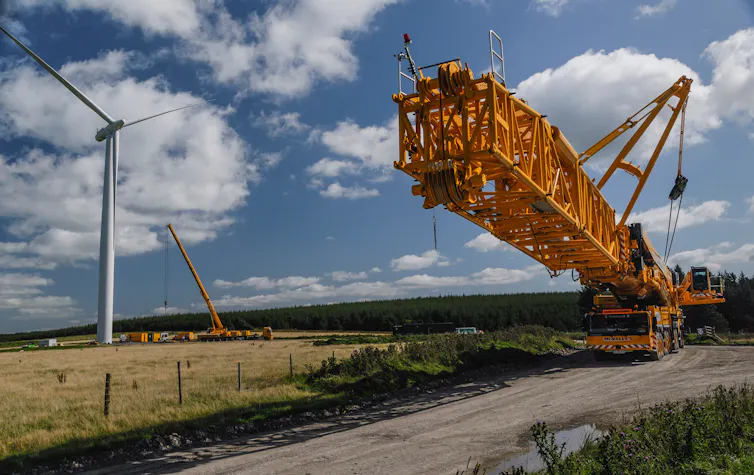 Onshore wind turbine construction