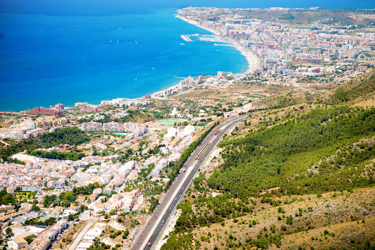 une vue aérienne de la côte espagnole