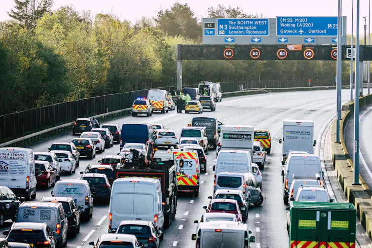 Traffic motorway