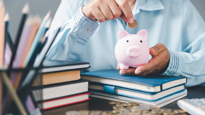 Educación financiera: un elemento clave para lograr el desarrollo sostenible Educación financiera: un elemento clave para lograr el desarrollo sostenible