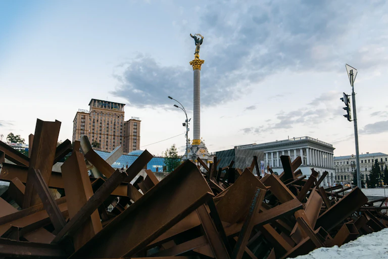 A view of Kyiv with anti-tank barriers in place.