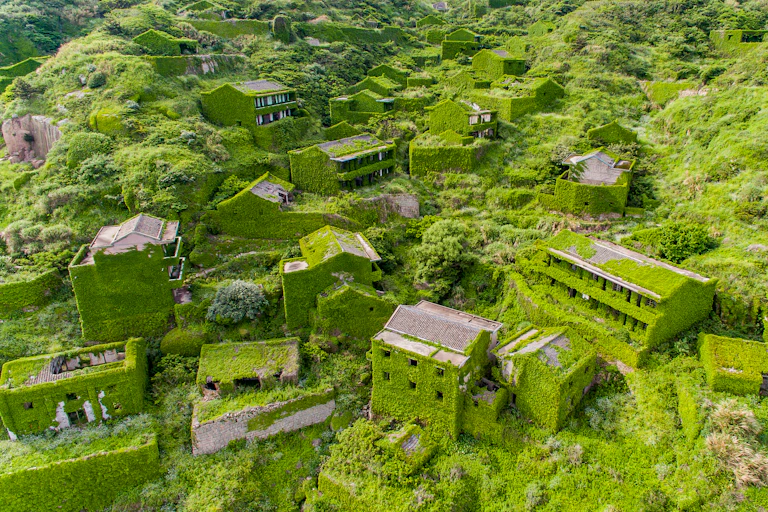 abandoned overgrown village china