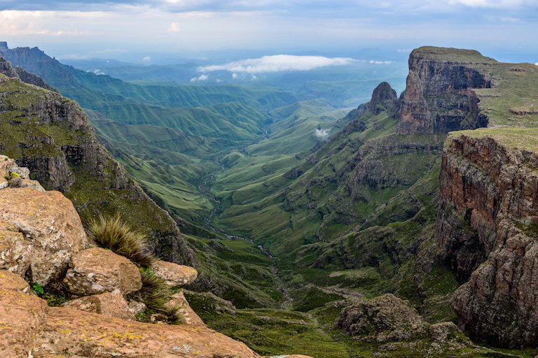 The Drakensberg mountains form part of the Great Escarpment encircling southern Africa.