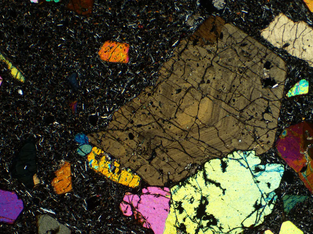 Devitrification Texture Crystals hold a secret history of volcanoes – and clues about future ...