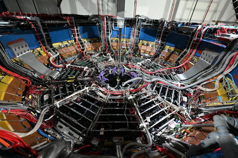 Photo of an elaborate piece of machinery, the STAR detector
