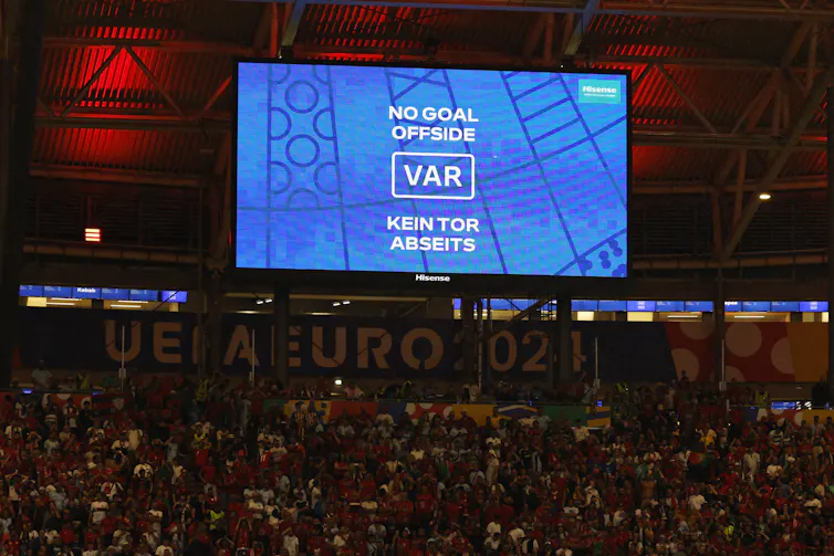 VAR