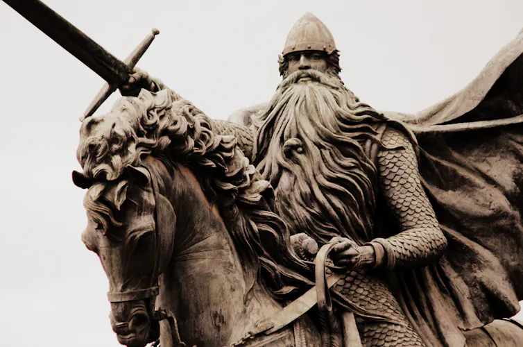 Por qué la Tizona fue la espada favorita del Cid Campeador Por qué la Tizona fue la espada favorita del Cid Campeador