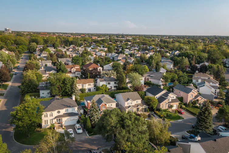 Aerial photo of an affluent suburban neighbourhood