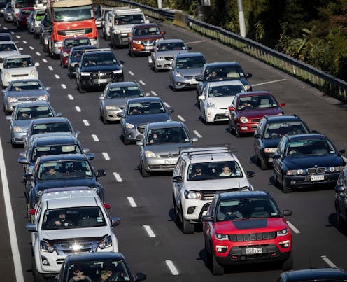 the new national transport plan steers NZ back to a car-dependent past