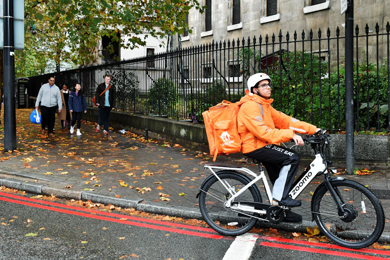 uber eats cyclist