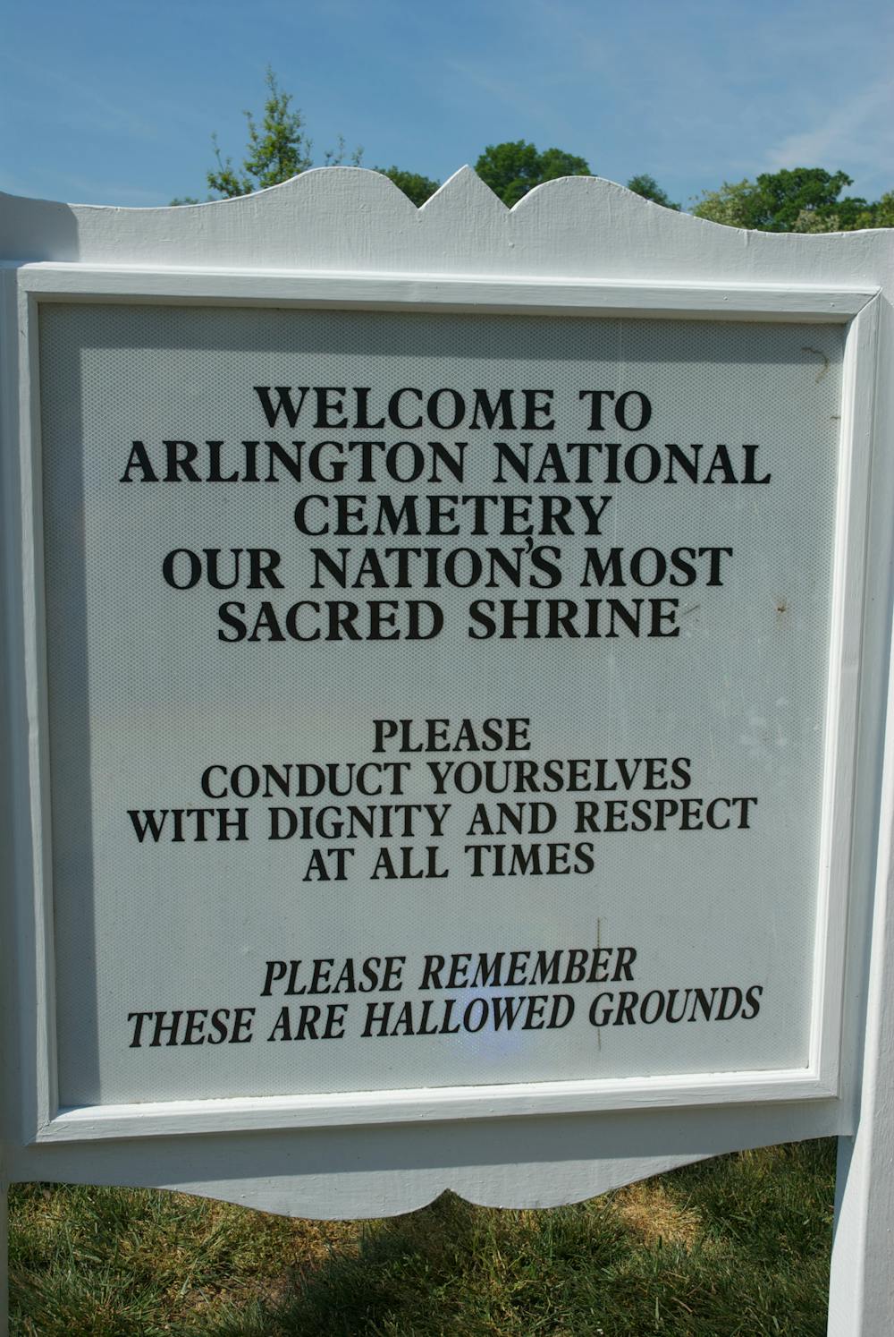 Trump campaign violated rules in Arlington National Cemetery visit