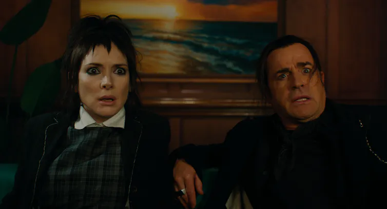 Winona Ryder and Justin Theroux in Beetlejuice Beetlejuice.