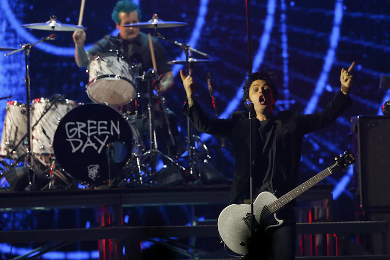 Green Day performing