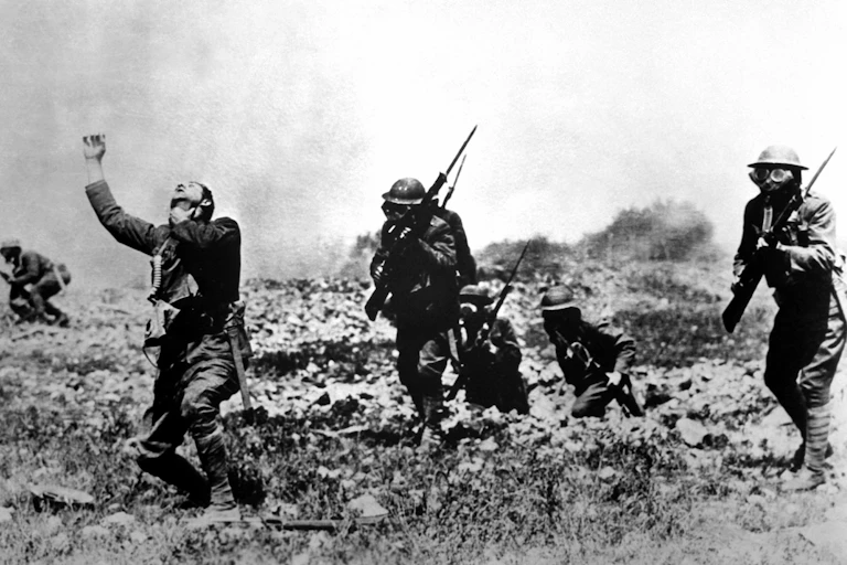 American soldiers in the first world war wearing masks to protect them from the effects of poisonous gas.