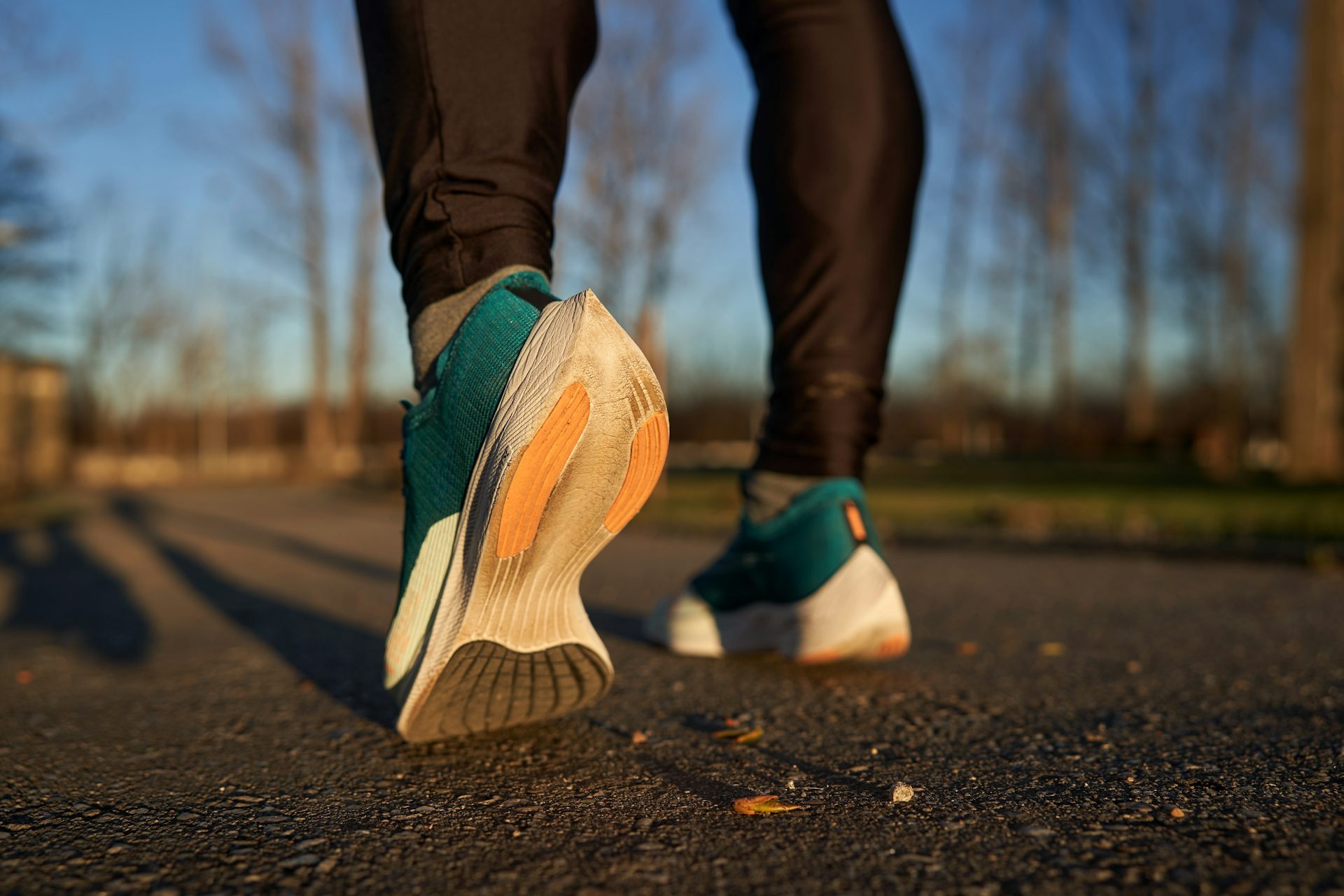 How do I know when it s time to replace my running shoes