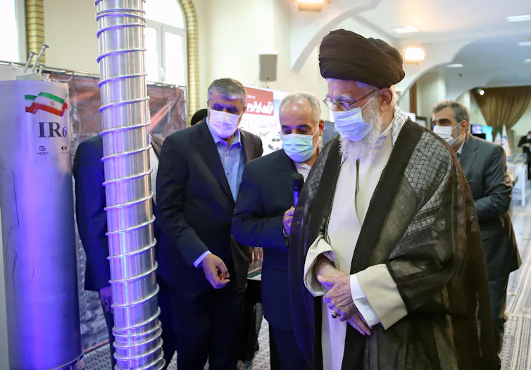 Ayatollah Ali Khamenei at an exhibition of nuclear achievements.