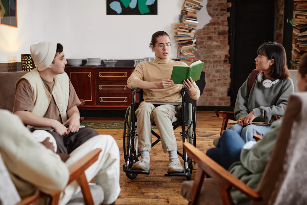 Internet Reading Group Shared reading groups can combat loneliness, study finds | YourLifeChoices