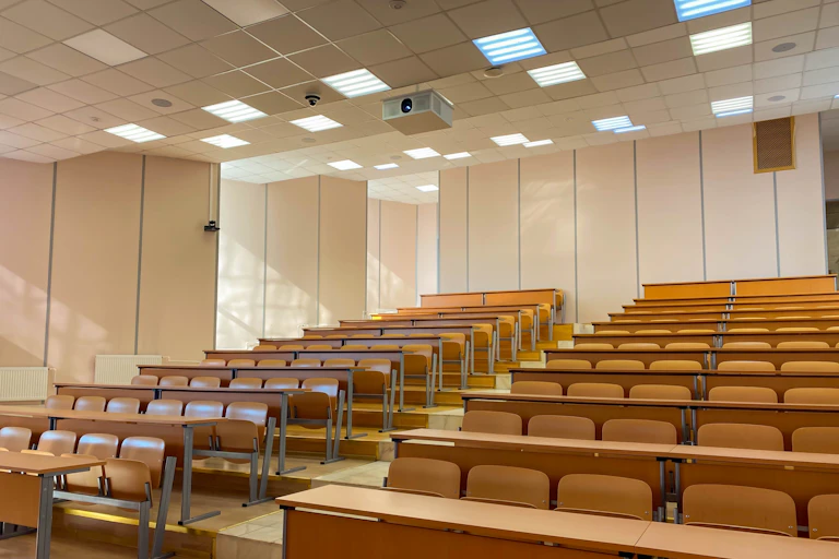 un amphi vide
