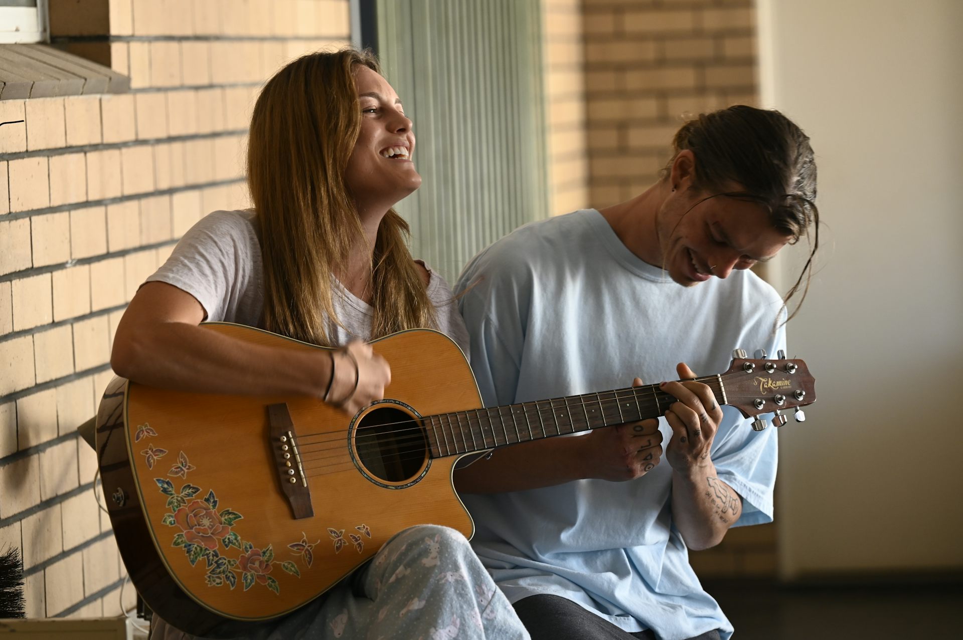 A sister’s last hope to save her brother from addiction – David Vincent Smith’s He Ain’t Heavy is a triumphant debut