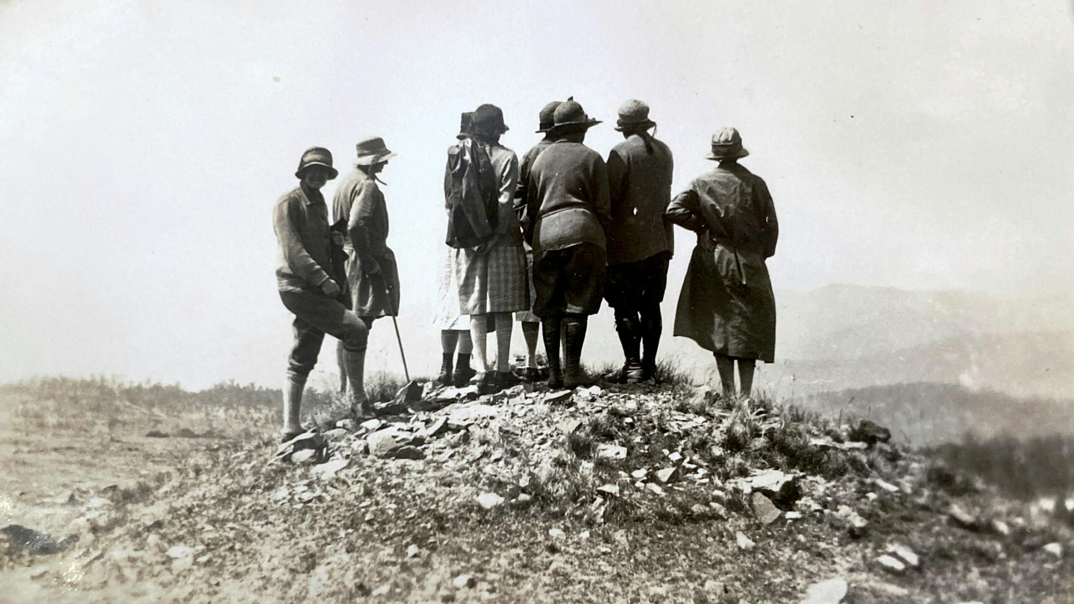 Women bushwalkers on a lookout spot