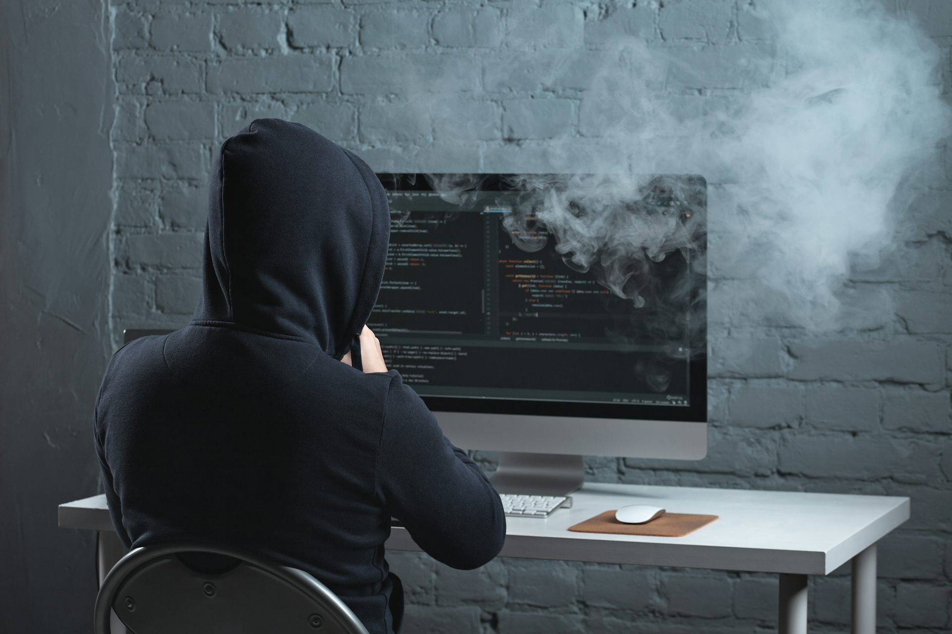 Regulasi soal rokok elektronik di Indonesia masih tertinggal dibandingkan sejumlah negara ASEAN lainnya.