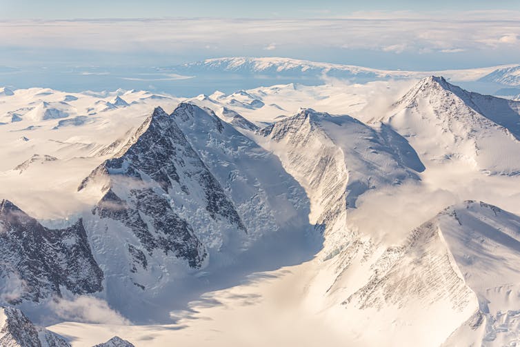 The Transantarctic mountains of East Antarctica.
