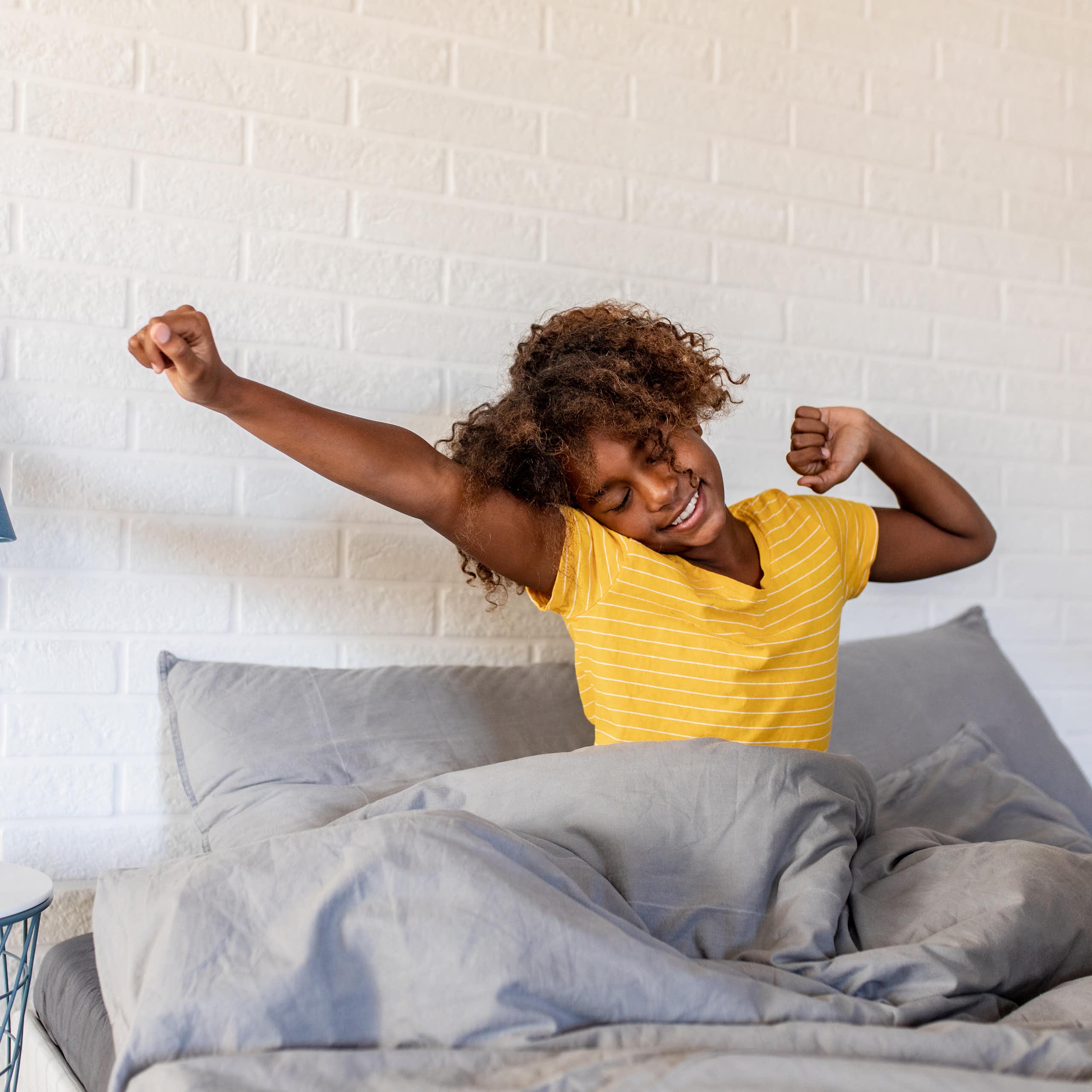 Why do I feel better when I wake myself up instead of relying on an alarm? A neurologist explains the science of a restful night’s sleep