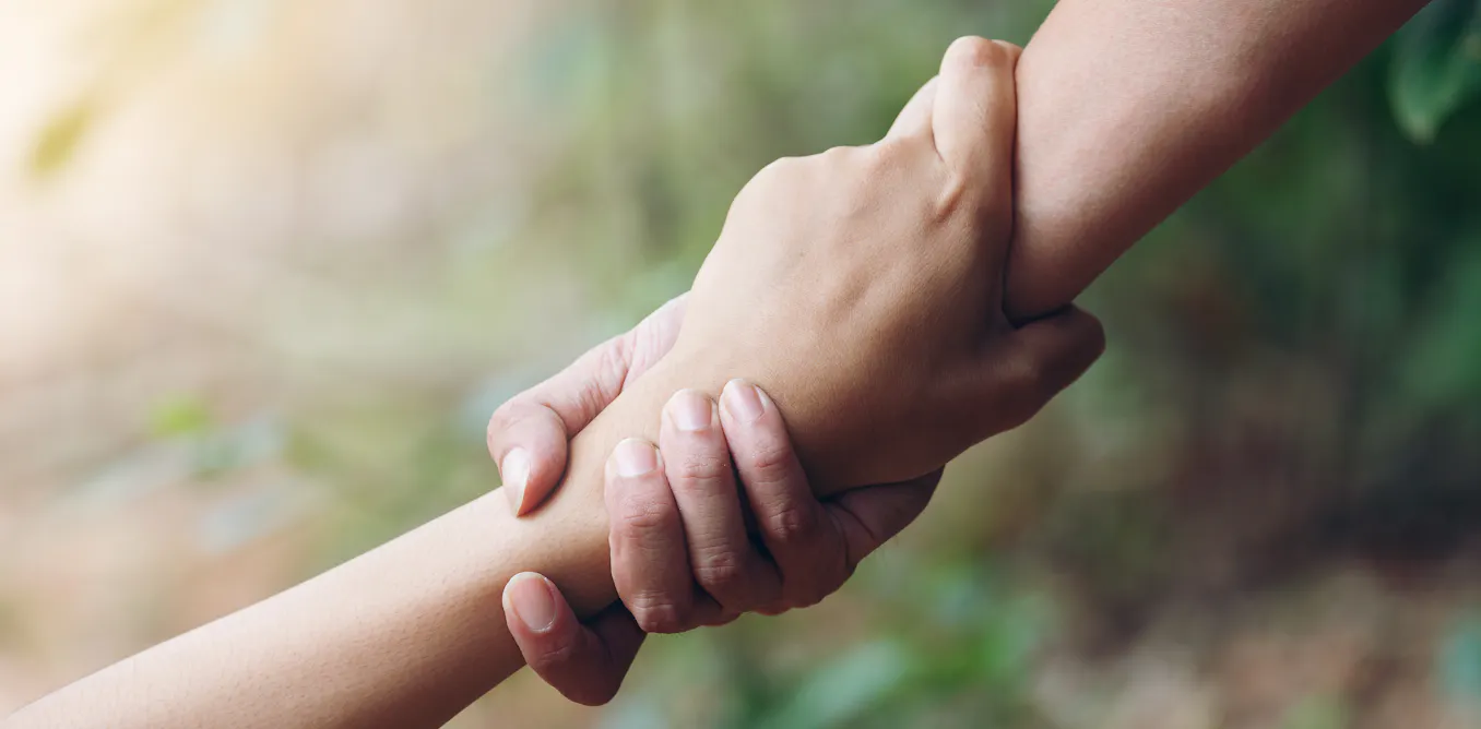 Altruimos Ayudar sin esperar nada a cambio: ¿cuándo comenzó el altruismo humano?