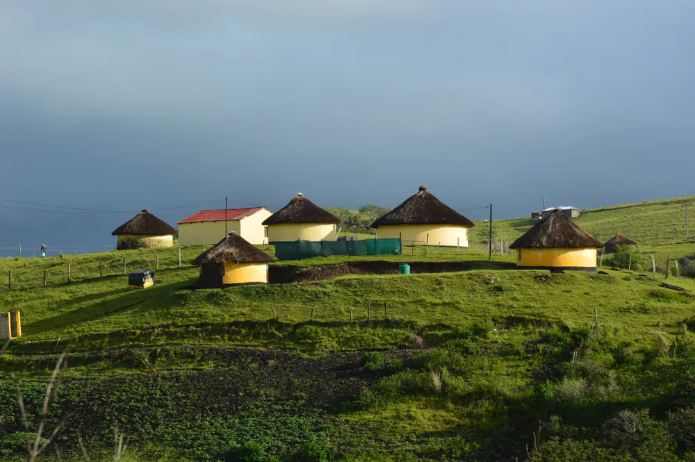 Traditional Ronta House Frame South Africa’s modern rondavels: family homes may be changing, but ...