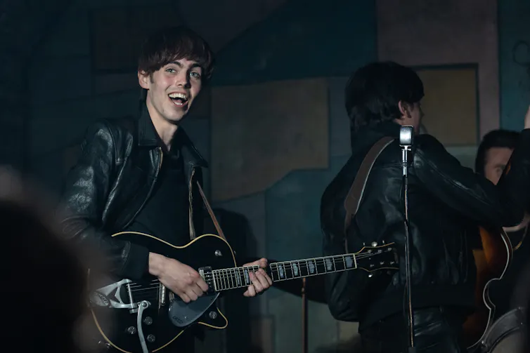Leo Harvey Elledge as George Harrison
