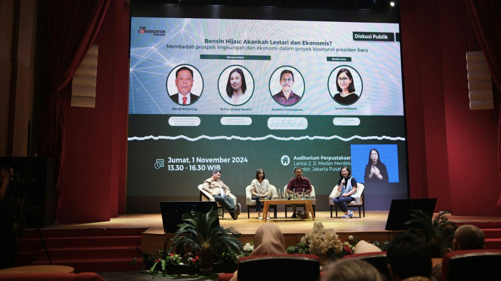 Diskusi publik ‘Bensin Hijau: Akankah Lestari dan Ekonomis? Membedah prospek lingkungan dan ekonomi dalam proyek bioetanol presiden baru’ digelar di Auditorium Perpusnas RI.