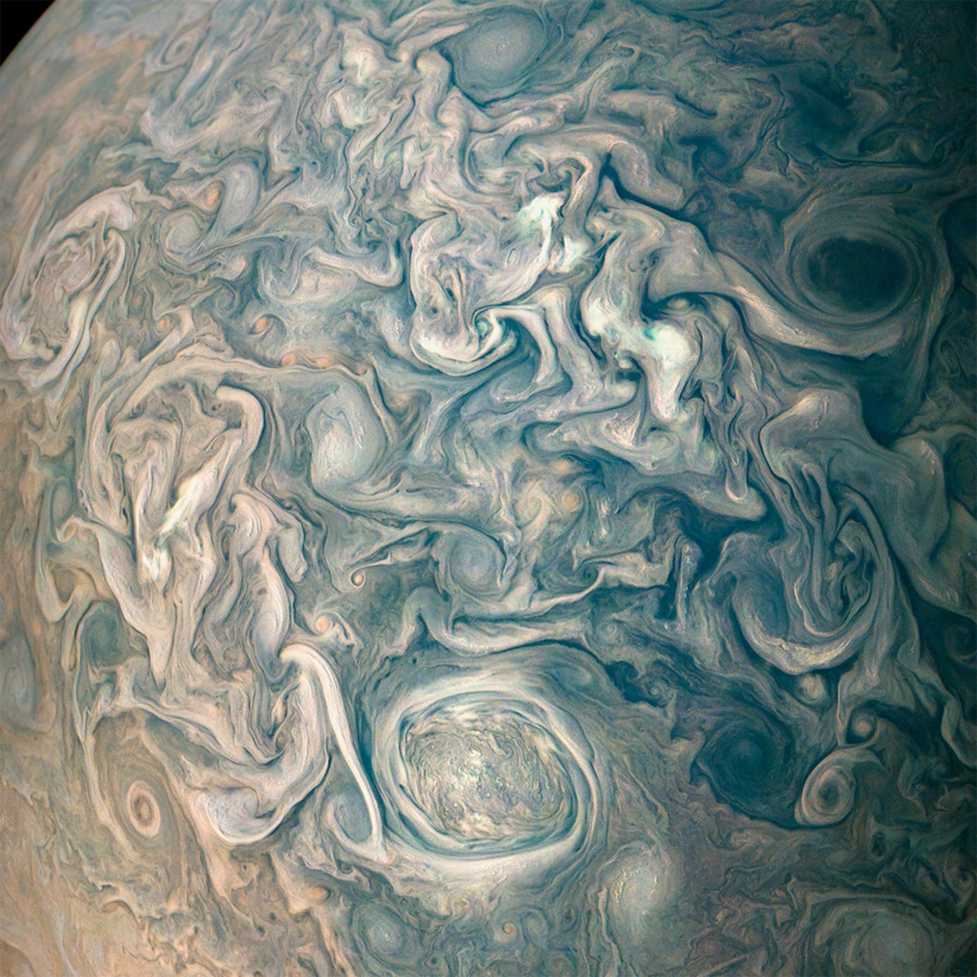 tourbillons sur Juno