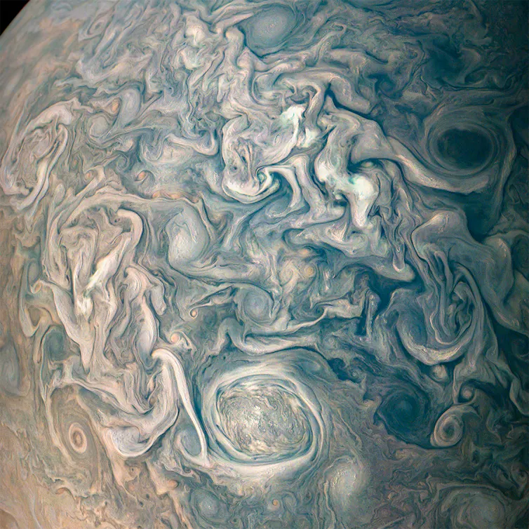 tourbillons sur Juno