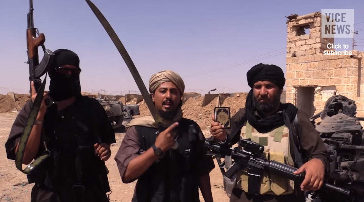 Игил опубликовал жестокий видеоотчет из крокус сити. Боевики Исламского государства. Араб террорист.