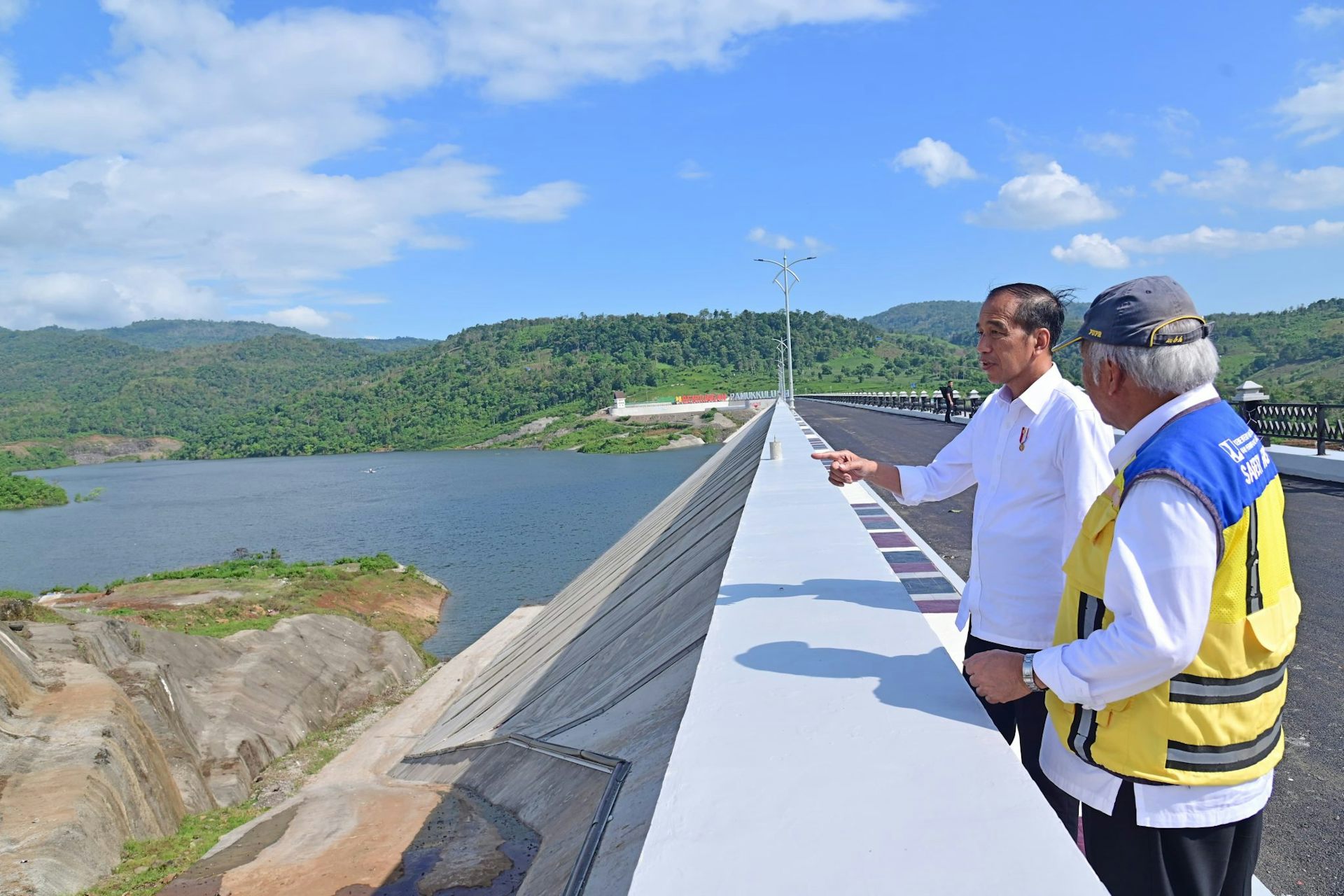 5 evaluasi atas program bendungan era Jokowi