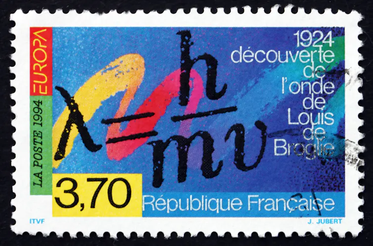 timbre en hommage à louis de broglie et sa fameuse équation