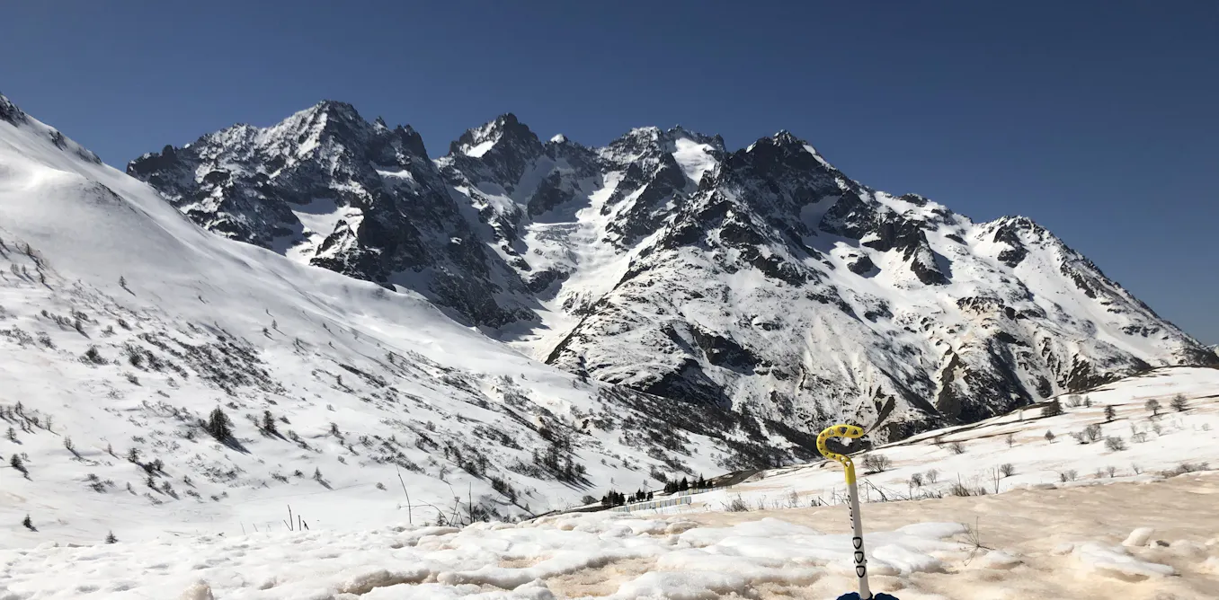Pourquoi la neige est-elle blanche ? Pourquoi la neige est-elle blanche ?